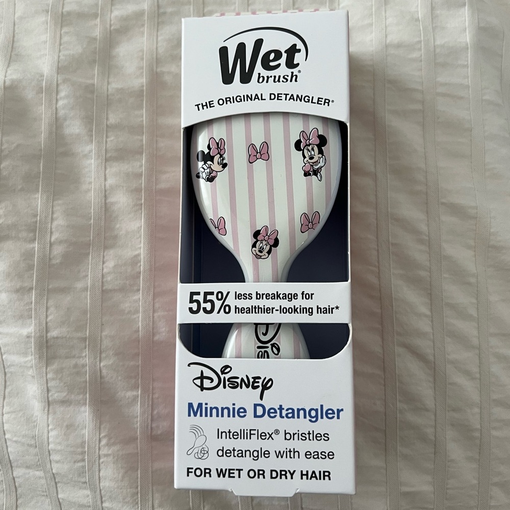 Disney Minnie Detangler Wet Brush